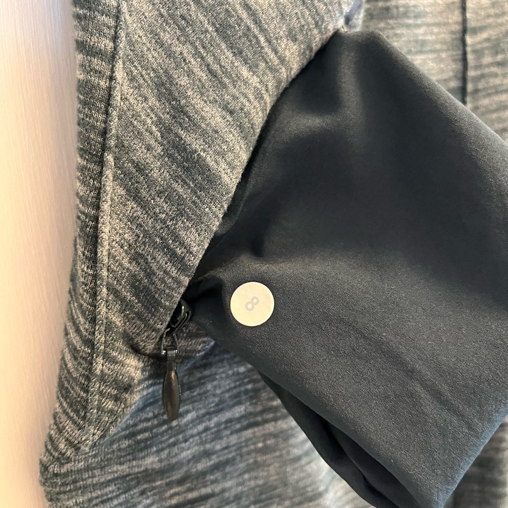 Lululemon &go Where-To Dress Heathered Dark Fuel. Size 8 EUC - Picture 5 of 6